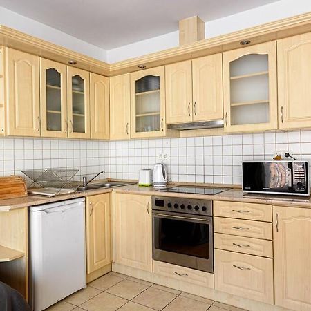 Lovely Apartment In City Centre For 4 Guests Budapest Exterior photo